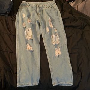 FashionNova boyfriend jeans